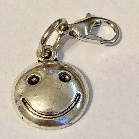 Smiley Face Clip On Charm For Bracelet Zipper Pull Bag Silver Tone Smile Happy - Picture 7 of 12